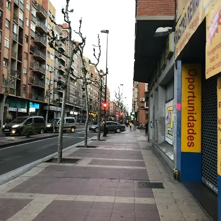 Piso Avenida De Madrid *