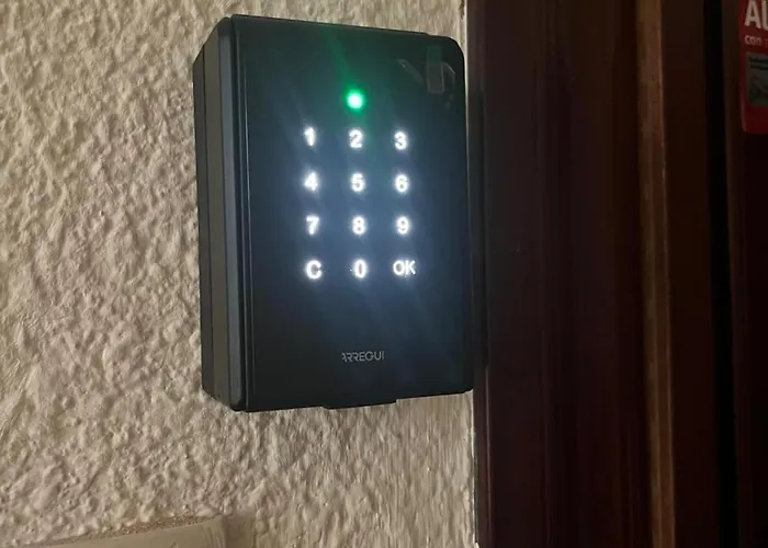 Piso Avenida De Madrid Zaragoza